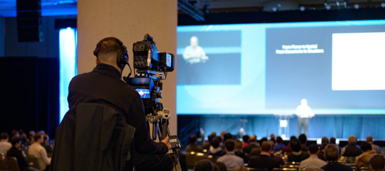 ハイブリッド・コンベンション<sup>TM</sup>